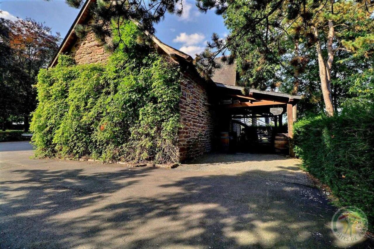 Bed and Breakfast Manoir De La Droulinais Bruz Esterno foto